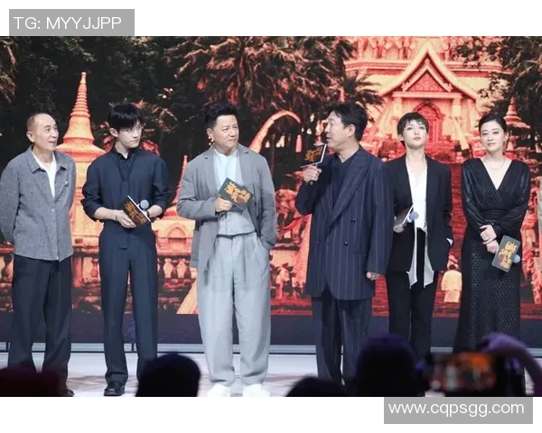 欧豪与足球球星同框合影视频曝光 展现明星与体育巨星亲密互动瞬间